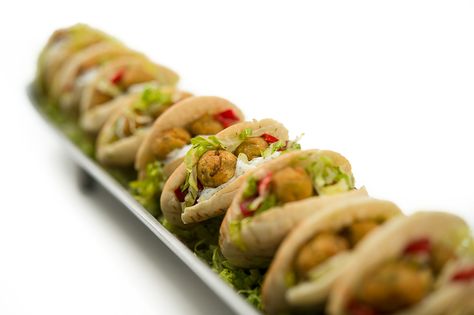 Mini Falafel, Falafel Pita, Wedding Food Stations, Food Buffet, Party Food Buffet, Food Stations, Buffet Food, The Lighthouse, Wedding Food