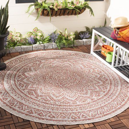 Backyard Rugs, Trendy Rug, Patio Backyard, Outdoor Decorating, Round Light, Deck Ideas, Backyard Makeover, Decks And Porches, Outdoor Area Rug