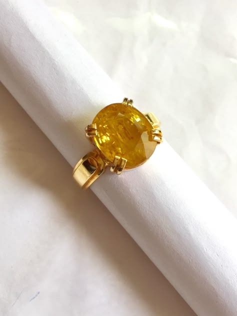 Pukhraj Ring, Unique Gold Wedding Rings, Gold Earing, Rudraksha Jewelry, Citrine Rings, Stone Ring Design, Mens Ring Designs, Modern Gold Jewelry, Antique Bridal Jewelry