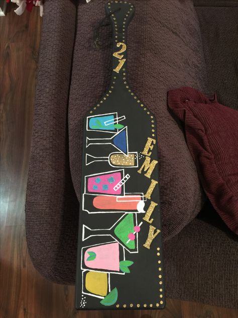 Big's 21 paddle #thetaphi #biglittle #21 #greek 21 Paddle, 21st Birthday Paddle, Paddle Sorority Big, Big Little Paddles, Greek Paddles, 21st Bday Ideas, Shot Book, Theta Phi Alpha, Phi Sigma Sigma