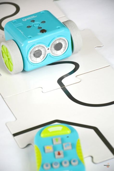 Meet Botley, An Adorable Coding Robot for Children 5+ #BOTLEY Elementary Computer Lab, Computer Lab Lessons, Robot Activity, Stem Curriculum, Computational Thinking, Stem Lesson, Stem Classroom, Steam Education, Stem Kits