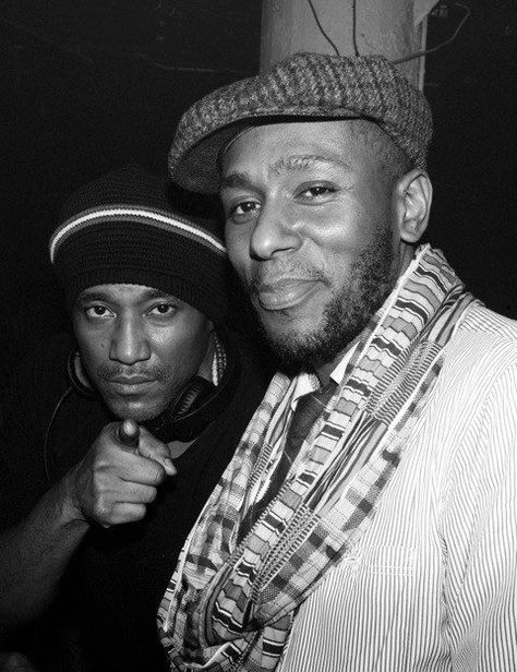 Q-Tip and Yasiin Bey (Mos Def) - www.thehiphophead.net Mos Def, Real Hip Hop, Hip Hop And R&b, Neo Soul, Q Tip, Hip Hop Artists, Hip Hop Culture, Hip Hop Rap, Soul Music