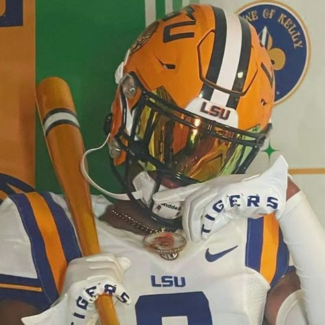 Louisiana State University Aesthetic, Class Of 2026, Richard Anderson, Football Drip, Miss Florida, Lsu Tigers Football, Cardinals Nfl, Lsu Football, Nfl Photos