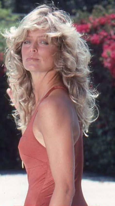 Farrah Fawcett Farrah Fawcett Hair Tutorial, Farah Fawcett Hairstyle, Farah Fawcett Hair, Hairstyle Suggestions, Farrah Fawcett Hair, Hairstyle Images, Fawcett Hair, Farah Fawcett, Farrah Fawcet