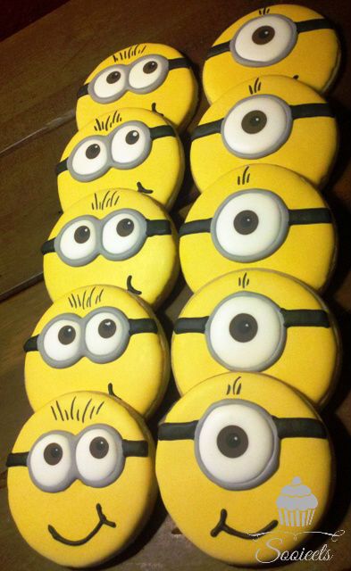 Minion Sugar Cookies | Flickr - Photo Sharing! Minion Cookies, Painted Cookies, Fondant Ideas, Frosted Cookies, Baking Decorating, Minion Birthday Party, Minion Cake, Minion Birthday, Sugar Cookie Designs