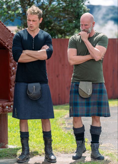 Men Smiling, Scotish Men, Kilted Men, Scottish Men, Pride 2024, Modern Kilts, Graham Mctavish, Modern Skirt, Scottish Man