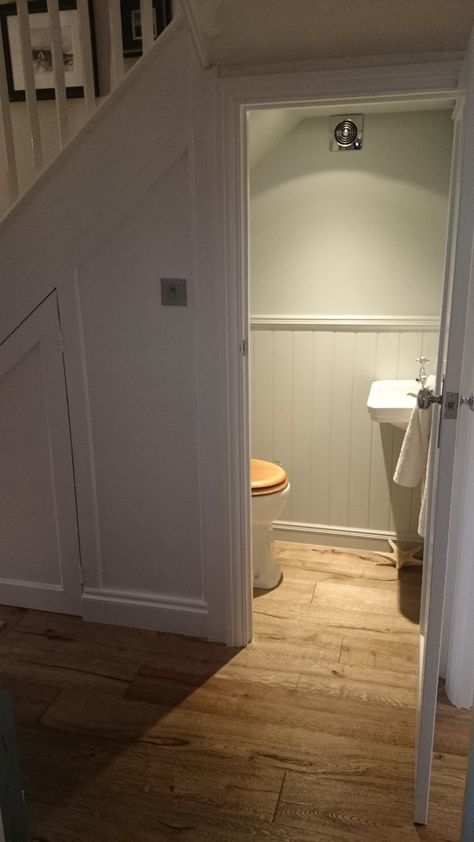 Toilet Under Stairs, Small Wc Ideas Downstairs Loo, Terraced House Interior, Understairs Toilet, Room Under Stairs, Small Downstairs Toilet, Cloakroom Toilet, Bathroom Under Stairs, Toilet Room Decor