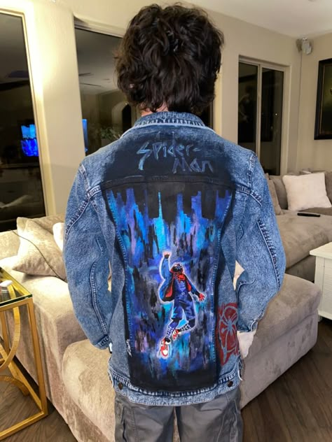 Spiderman Denim Jacket, Spiderman Jacket, Marvel Jacket, Spiderman Painting, Aesthetic Hoodies, Painted Clothes Diy, Hand Painted Denim Jacket, Painted Denim Jacket, Painted Jacket