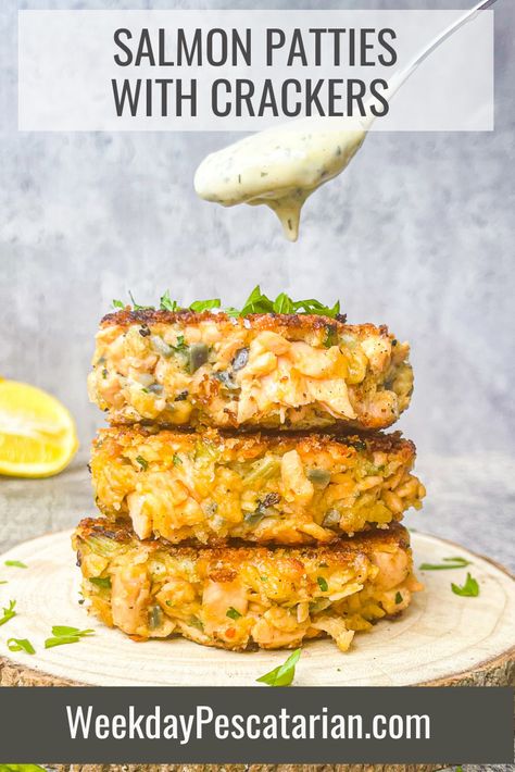 Salmon Biscuits, Salmon Patties Recipe Canned, Salmon Patties With Crackers, Sauce For Salmon Patties, Old Fashioned Salmon Patties, Homemade Salmon Patties, Fresh Salmon Patties, Salmon Patty Recipe, Easy Salmon Patties