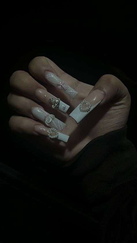 Badnana Instagram Nails, 2000 Nails, Kylie Nails, Long Acrylic Nail Designs, Drip Nails, Colored Acrylic Nails, Glow Nails, Pretty Gel Nails, Long Square Acrylic Nails