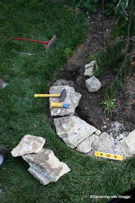 Stone Edging, Flower Bed Edging, Edging Ideas, Garden Area, Landscape Edging, Landscaping Supplies, Landscape Plans, Garden Edging, Garden Borders