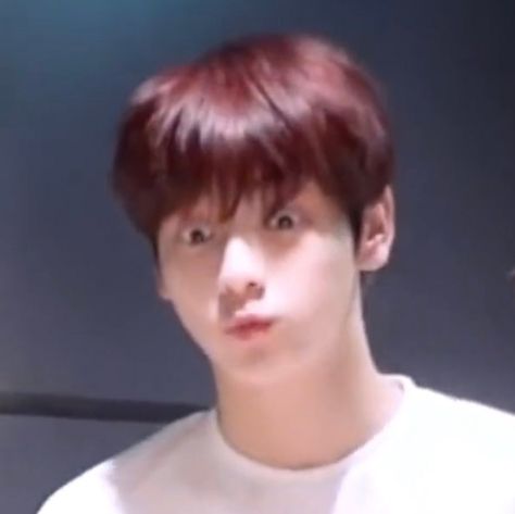 Soobin Funny Icons, Soobin Angry Face, Soobin Disgusted Face, Txt Circle Icon, Funny Soobin Pics, Txt Pfp Funny, Soobin Meme Funny, Soobin Shocked, Soobin Reaction Pics