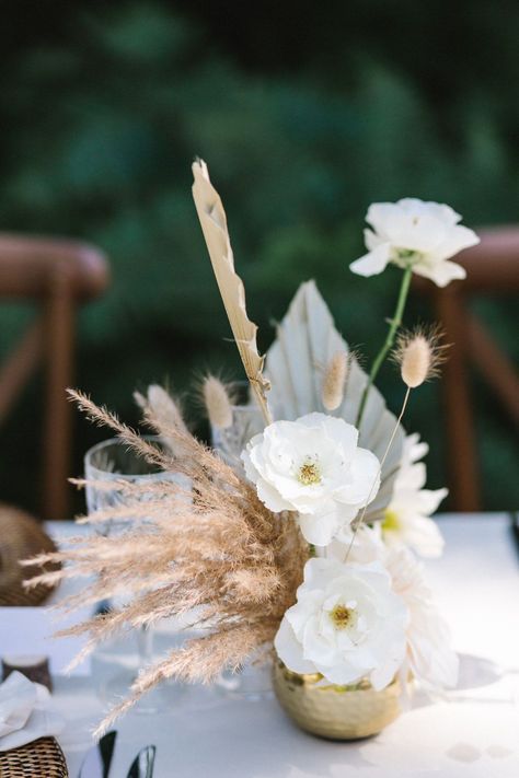 Dried Grass Centerpiece, Dried Grass Centerpiece Wedding, Pampas Grass Centerpiece Wedding Ideas Round Tables, Rattan Centerpiece Wedding, Pampas Centerpieces Wedding Round Table, Dried Flowers Wedding Centerpieces Table Decorations, Dried Flowers Wedding Centerpieces, Boconnoc Wedding, Boho Wedding Centerpieces Round Table