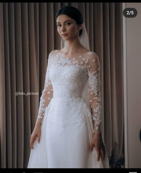 2 Looks Wedding Gown, Simple White Wedding Dress With Sleeves, Women White Dresses, White Dresses Wedding, Wedding Dresses Elegant, Wedding Frocks, Bride Dress Simple, Classy Wedding Dress, Stylish Wedding Dresses