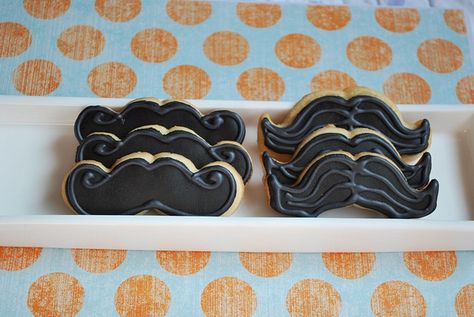 Mustache Cookies, Mustache Birthday Party, Mustache Cake, Mustache Birthday, Mustache Party, Fun Deserts, Send Me A Message, Cookie Inspiration, Cookies Decorated