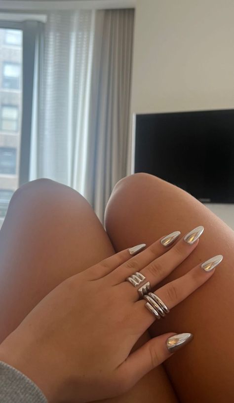 Tate Mcrae Nails Ideas, Tate Mcrae Nails, Concert Nails, Her Nails, Tate Mcrae, Elegant Nails, Instagram Ideas, Instagram And Snapchat, Short Acrylic Nails