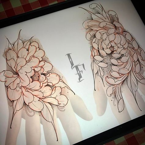 No automatic alt text available. Chrysanthemum Hand Tattoo, Traditional Flower Tattoo Outline, Neo Traditional Flower Tattoo, Peony Hand Tattoo, Flower Tattoo Outline, Crisantemo Tattoo, Traditional Flower Tattoo, New Traditional Tattoo, Tattoo Tree