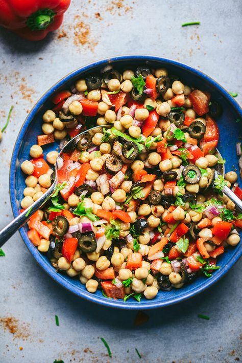 The Easiest Vegan Chickpea Salad ‣ The Spicy Pineapple Vegan Chickpea Salad, High Protein Salads, Spicy Pineapple, Protein Salad, Soy Free Vegan, Vegan Chickpea, Vegan Salads, Red Onion Relish, Vegetarian Salads