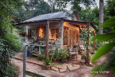 11 She Shed Ideas that will Make You Want One Vintage Garden Ideas, Rustic She Shed, Reclaimed Building Materials, Outdoor Look, Shed Ideas, Diy Shed Plans, Your Adorable, Shed Plan, Living Vintage