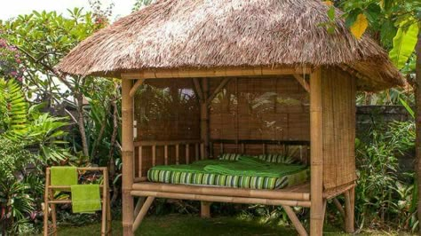 @bossyrodriguez Reka Bentuk Bilik Tidur, Bamboo Diy, Bamboo Building, Hut House, Bamboo House Design, Bahay Kubo, Mud House, Bamboo Structure, Bamboo Architecture