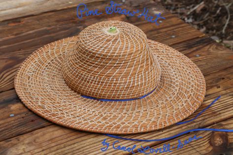 Straw Hat Diy, Pine Straw Baskets, Pine Needle Crafts, Sweetgrass Basket, Contemporary Baskets, Pitcher Plants, Straw Crafts, Butterfly Room, Weaving Tutorial