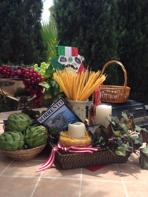 Italian themed decor I made for my Italy party. Italian Party Decorations, Italian Dinner Party Decorations, Italy Table, Italian Centerpieces, Italy Party, Italian Themed Parties, Dinner Party Ideas, Italian Bistro, Italian Dinner Party