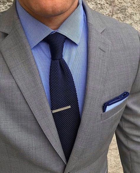 Be someone you want to be around. on Tumblr Terno Slim Fit, Gentleman Suit, Blue Mary, Grey Suit Men, Blazer Outfits Men, Mens Business Casual Outfits, Light Grey Suits, Formal Men Outfit, Mens Fashion Blazer