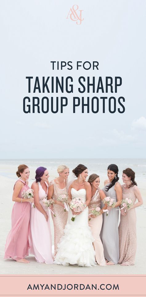 Do you struggle with how to get sharp focus during family and group photo sessions? Here are our top sharp focus photography tips for families and groups! Photographing Large Groups, Camera Settings For Large Group Photos, Group Family Photos, Large Group Photography, Focus Tips, Best Portrait Photography, Wedding Group Photos, Wedding Camera, Photography Rules