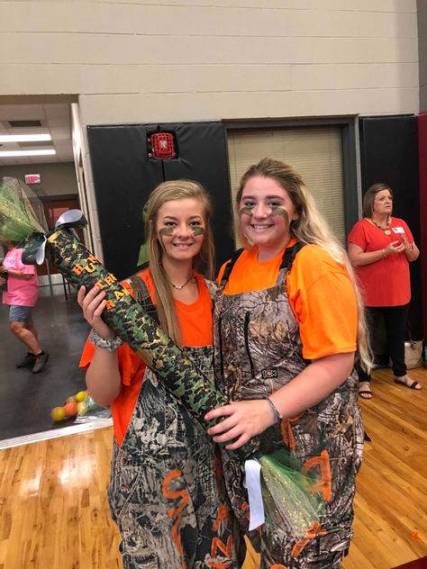 Camo day pep rally!!!! Camo Pep Rally Theme, Camo Pep Rally, Pep Rally Themes, Rally Idea, Hunting Themes, Pep Rally, Spirit Week, Cheerleading, Camo