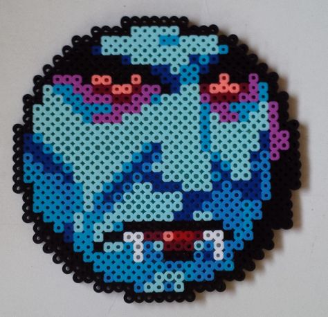 Week 21, Day 144, Vampire, Dracula. 365 Day Perler Bead Challenge. Vampire Perler Beads, Perler Pins, Horror Perler Beads, Hama Beads Halloween, Halloween Perler, Hama Art, Vampire Dracula, Pearl Beads Pattern, Beads Patterns