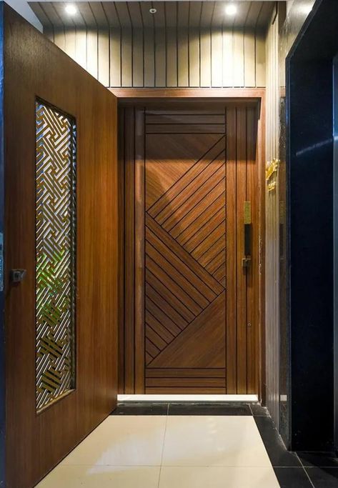 Main Door Design Entrance Simple, Door Design With Golden Strip, Modern Wooden Doors Entrance, Safety Door Design Entrance, Door Design Entrance, Single Main Door Designs, Security Door Design, Main Door Design Photos, Simple Ceiling