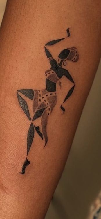 Jamaican Tattoos, Afro Tattoo, Ankle Tattoo Ideas, Black People Tattoos, Brother And Sister Tattoo Ideas, Sister Tattoo Ideas, Africa Tattoos, Earthy Tattoos, African Tattoo