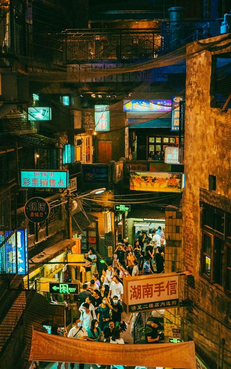 Changsha, busy restaurant, indoor market, vibrant atmosphere, china China Cities, Changsha City, China Town Movie, China Cyberpunk City, Cyberpunk Chinatown, China City, Day Club, Conceptual Photo, Changsha