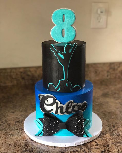 Cheer Cakes Cheerleading, Cheer Cakes Cheerleading Birthday, Cheer Birthday Cakes, Cheer Cake, Cheerleader Cake, Cheerleader Birthday Party, Cheerleading Birthday, Cheer Birthday Party, Cheerleader Birthday