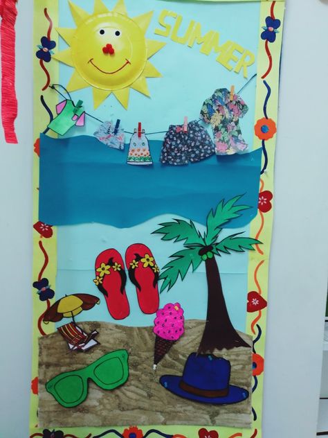 Summer Season Board Decoration, Season Display Board, Diwali Craft For Children, Seasons Chart, Scenery Drawing For Kids, School Nurse Office, Soft Board, Candy Drawing, Summer Job