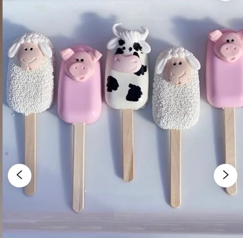 Farm Baby Shower Theme, Fun Cake Pops, Farm Birthday Cakes, Baby Birthday Party Theme, Cake Pop Designs, Farm Baby Shower, Farm Animals Birthday Party, Farm Themed Birthday Party, Baby Shower Cake Pops