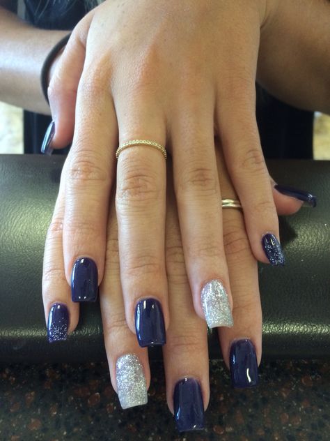 Navy Silver White Nails, Dark Navy Blue And Silver Nails, Sparkly Navy Blue And Silver Nails, Midnight Blue Coffin Acrylic Nails, Navy Blue White And Silver Nails, Navy And Glitter Nails, Dark Blue And Silver Glitter Nails, Midnight Blue Nails With Silver, Nails With A Navy Blue Dress