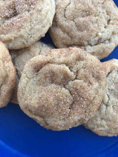 Date Paste Vegan Snickerdoodles - Cookie Madness Cooking With Dates, Date Paste Recipes, Date Recipes Desserts, Plant Butter, Vegan Snickerdoodles, Snickerdoodles Recipe, Easy Vegan Cookies, Date Paste, Country Crock