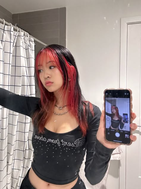 Split Hair Color Underneath, Two Toned Hair Red And Black, Under Dyed Hair With Bangs, Red And Black Hair Asian, Bangs Half Dyed, Asian Girl Wolf Cut Hair, Short Hair With Bangs Edgy, Horizontal Split Dyed Hair, Asian Dyed Hair Ideas