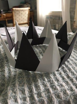 How To Make A Crown Diy, Origami Crown Step By Step, Card Crown Diy, How To Make A Paper Crown, How To Make A Crown, Paper Crown Tutorial, How To Make Crown, Turkey Crafts For Preschool, Origami Crown