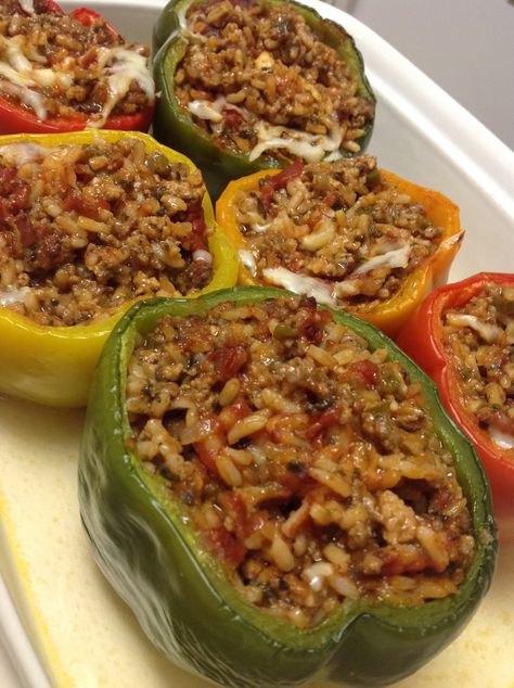 Mr. John's Meat-Stuffed Bell Peppers Mushroom Stuffed Peppers, Beef Mushroom, Mushroom Stuffed, Bell Pepper Recipes, Peppers Recipes, Beef Dishes, Bell Peppers, I Love Food, Soul Food