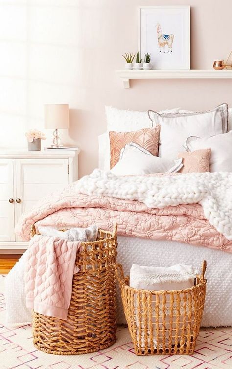 Pink & cheerful room insp. 11 Ways To Make Your Foot Of Bed Beautiful • One Brick At A Time Dreamy Bedding, Diy Girls Bedroom, Dreamy Bed, Girl Bedrooms, Pink Bedroom Decor, Millennial Pink, Pink Bedrooms, Girl’s Room