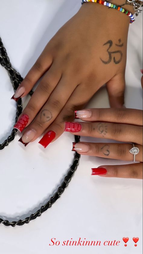 Red Cute Nails Short, Unique Christmas Nails Short, Short Red Birthday Nails, Unique Acrylic Nails Red, Short Cute Red Nails, Cute Short Red Acrylic Nails, Red Nails Short Square Design, Red Short Nails Black Women, Red And White And Black Nails