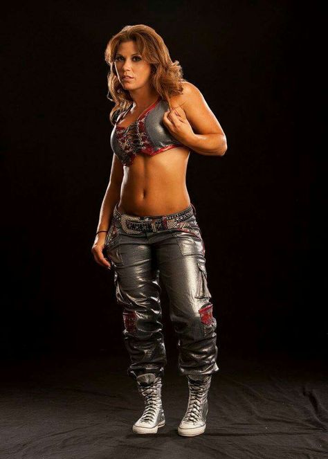 Mickie James Mickie James Wwe, Wwe Trish, Wwf Diva, Wwe Art, Wwf Superstars, Wwe Outfits, Wwe Women's Division, Mickie James, Wwe Female