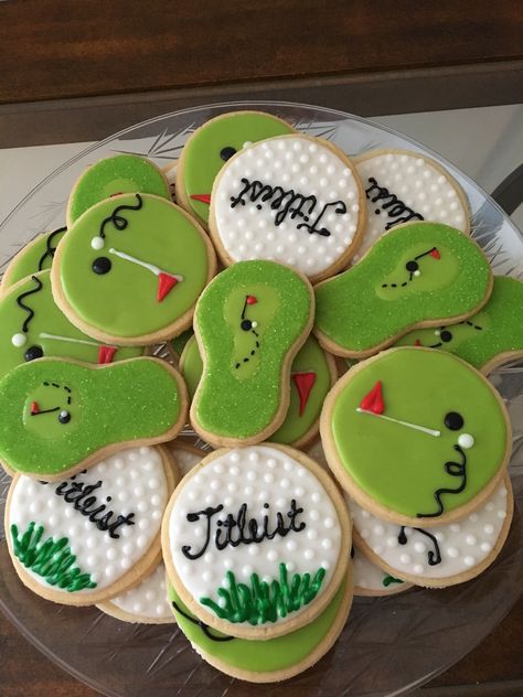 18th Cookies, Golf Cookie Cake, Golf Cookies Decorated, Gold Desserts, Golf Cake Pops, Icing Cookies Tutorial, Fancy Sugar Cookies, Sugar Cookie Recipe With Royal Icing, Golf Themed Cakes