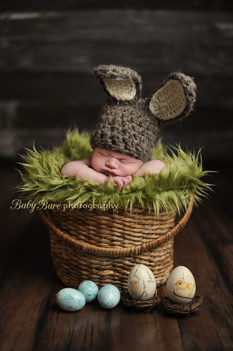 Happy Easter, Easter bunny, Baby Bare Photography Baby Easter Pictures, Easter Baby Photos, Baby Boy Easter, Easter Photography, Easter Photoshoot, Boy Photo Shoot, Foto Newborn, Baby Photoshoot Boy, Baby Boy Photography