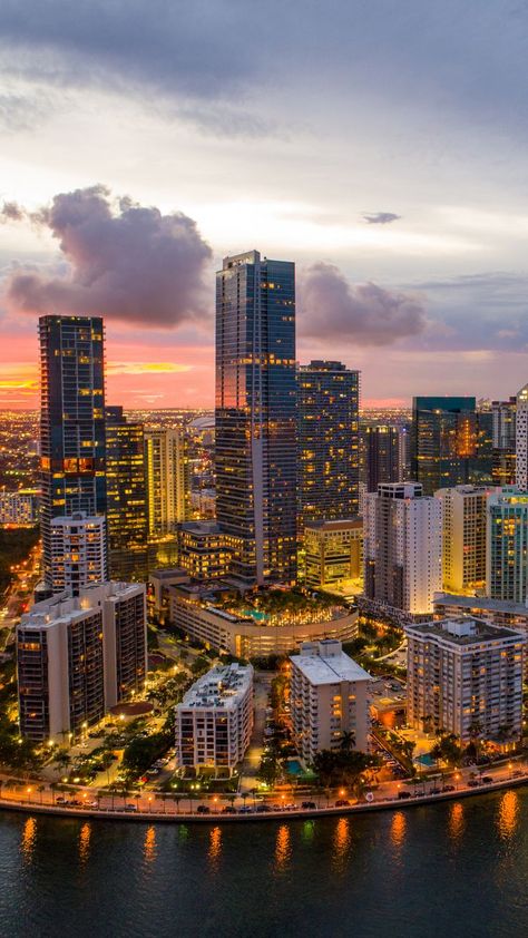 Two local hospitality experts and Capital One share their favorite dining spots, hotels, and cultural experiences. #ad Miami Quotes, City Captions, Florida Quotes, Beach Sayings, Edge City, Travel Miami, Miami Aesthetic, Beach Captions, Funny City