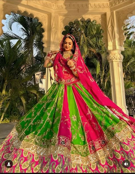 Rajasthani Lehenga Traditional, Rajasthani Lehenga Choli, Lehnga Ideas, Lehenga Traditional, Dresses Design Ideas, Rajasthani Lehenga, Function Dress, Girl Dress Ideas, Choli Blouse Design