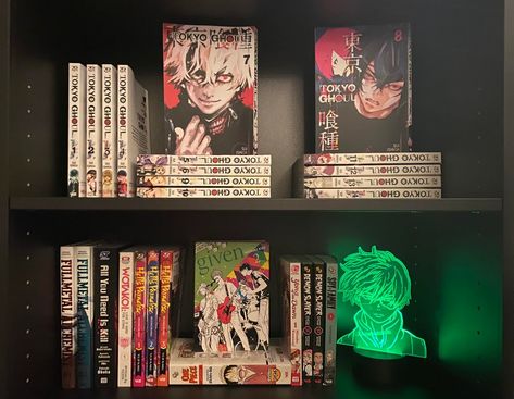 Anime Shelf Ideas, Manga Mascara, Weeb Room, Manga Shelves, Anime Shelf, Manga Shelf, Room Wishlist, Shelves Design, Gamer Room Decor