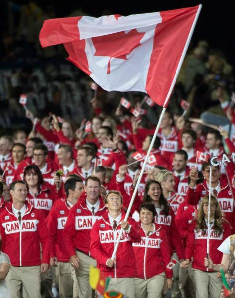 What a proud portrait of Simon Whitfield leading this amazing Canadian Olympic Team! [Twitter / CDNOlympicTeam] view this http://www.youtube.com/watch?v=v8DmwxRT7t4 Flag Bearer, Canadian Things, Olympic Theme, I Am Canadian, Summer Olympic Games, Olympic Stadium, London Summer, Sport Inspiration, O Canada